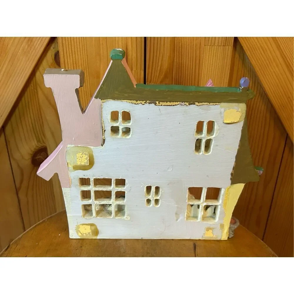 Vintage coffee shop/Easter decorations (8776)￼